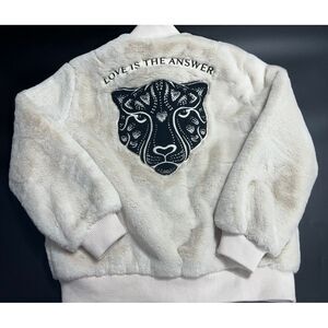 Lita By Ciara‎ NWOT Love is the Answer Coat in White Fur/Black Embroidery Small